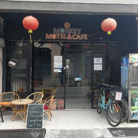 Monkey Motel Cafe Malacca Bagian luar foto