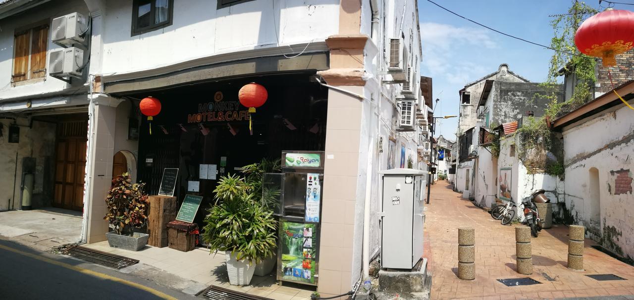 Monkey Motel Cafe Malacca Bagian luar foto