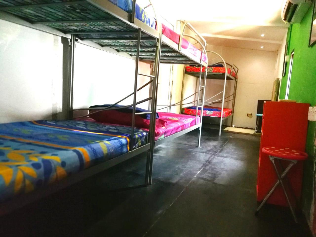 Monkey Motel Cafe Malacca Bagian luar foto